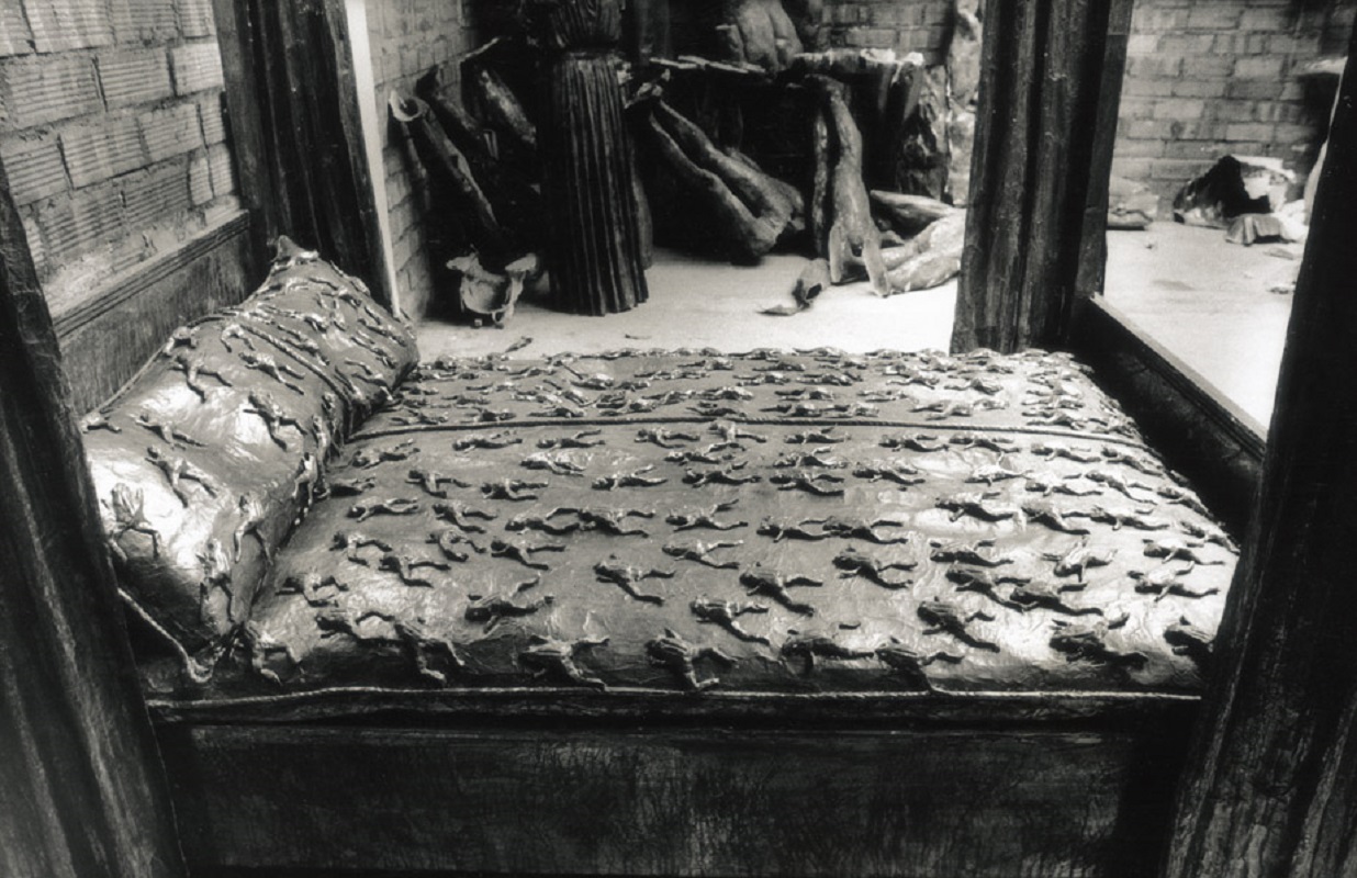 Valérie Novello - Lit (détail)